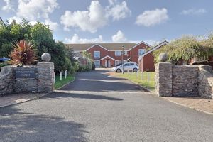 Photo 16- click for photo gallery